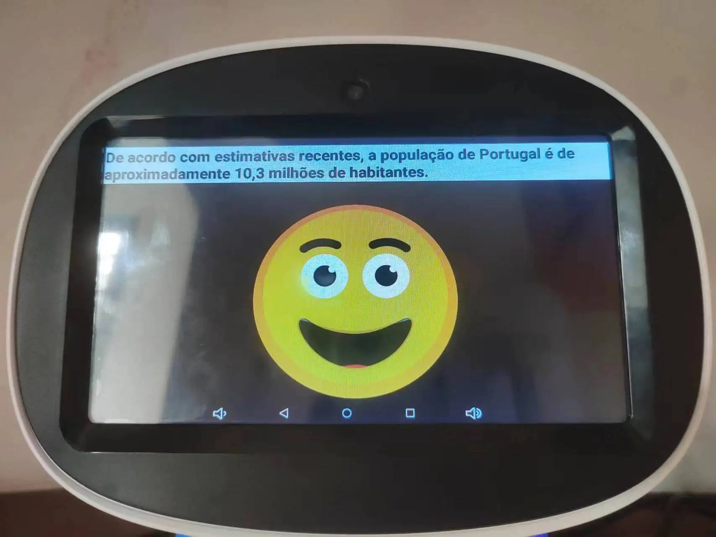 7 Inch LCD Smart Robot with Chat GPT Intelligent Chatbots for Kids Adult Companion Friend Customize Variety AI Resource
