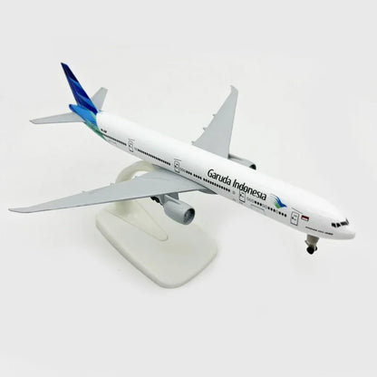 Hot Selling Alloy Toy Airplane Garuda Indonesia Boeing B777 20cm Die Cast Metal Airplane Model Toy for Collection
