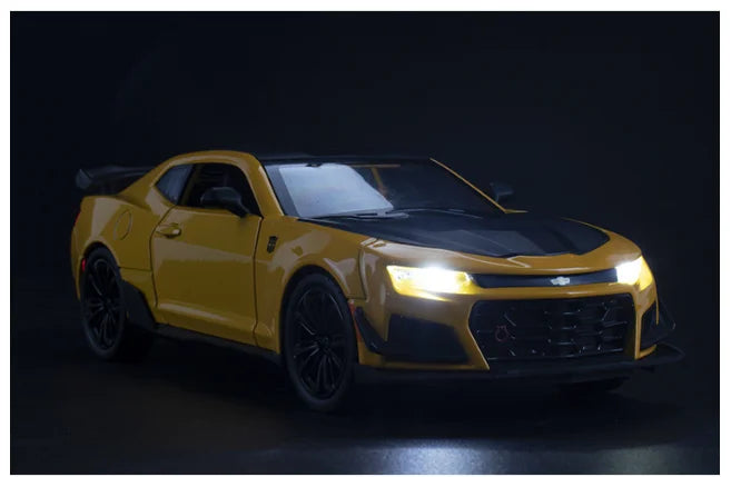 1:24 Scale American Movie Car Sports Car Die Cast Car Model Light Function Diecast Toy Vehicles  Creative Gifts