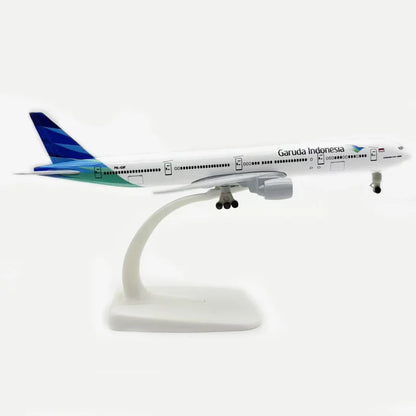Hot Selling Alloy Toy Airplane Garuda Indonesia Boeing B777 20cm Die Cast Metal Airplane Model Toy for Collection