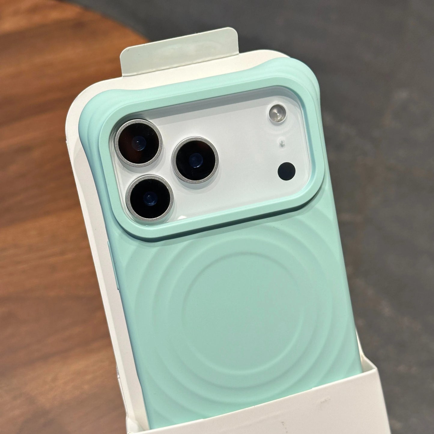 New Liquid Silicone Ripples Magnetic For MagSafe Phone case for iPhone 17 Air 16 15 14 13 Plus 12 Pro Max Corrugated Soft Cover