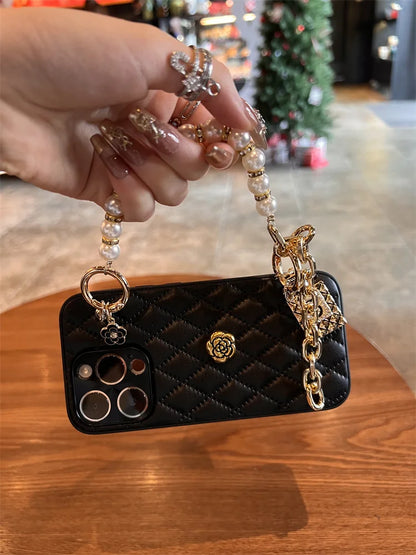 High Quality Luxurious Phone Case For iPhone17 15 14 13 12 11 16 Pro Max Plus 3D Camellia Cover With Chain For iPhone 17 Pro Max