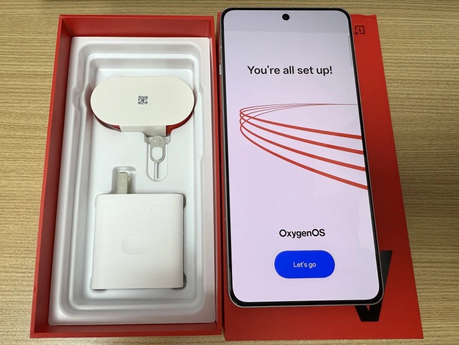Unlocked OnePlus Ace5 Mobile Phone 6.78" AMOLED 120HZ 80W Charge 50.0MP Camera Snapdragon 8 Gen 3 Android 15.0 OTA