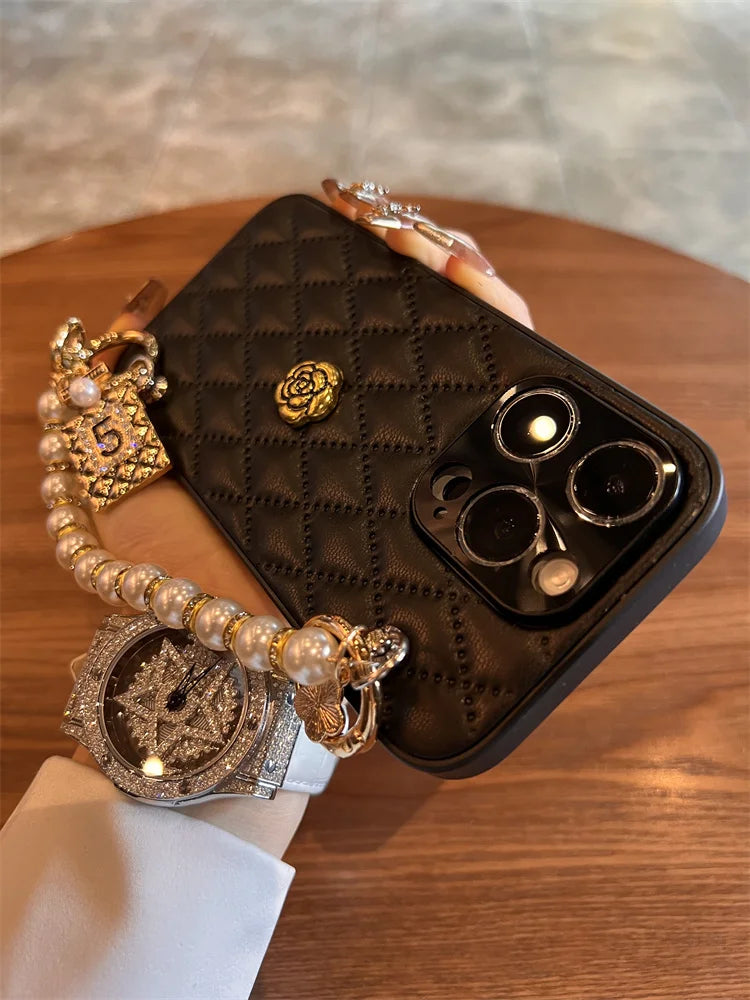 High Quality Luxurious Phone Case For iPhone17 15 14 13 12 11 16 Pro Max Plus 3D Camellia Cover With Chain For iPhone 17 Pro Max