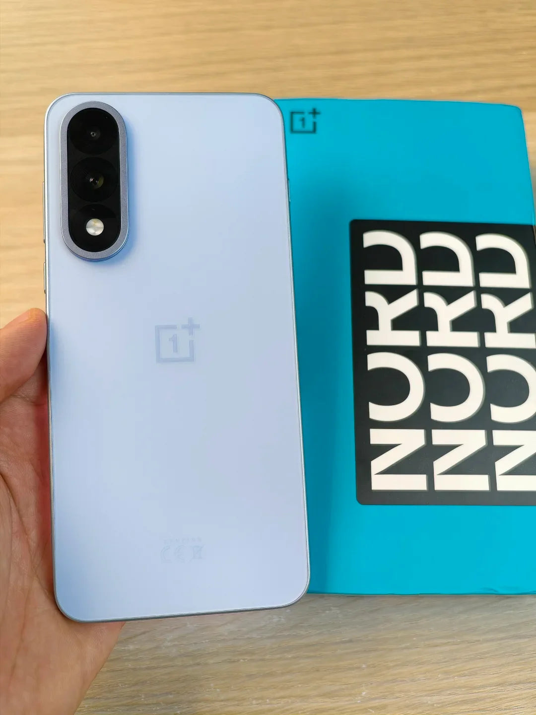 Oneplus Nord 5 Smartphone 5g Snapdragon 8S Gen 3 6.83”Amoled Display 144 Hz 5200Mah 80W Supervooc Charging 50Mp Dual Cameras