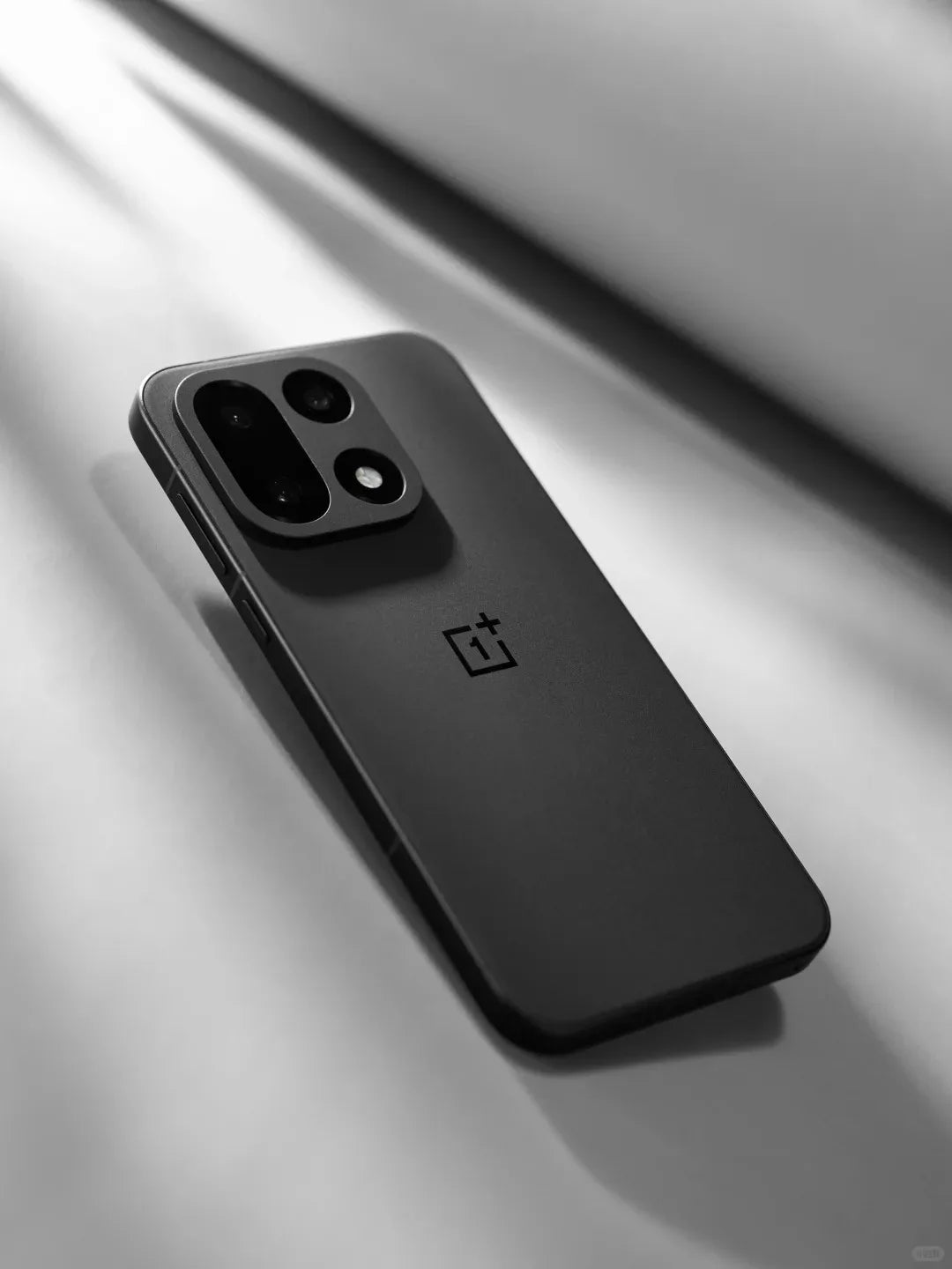 OnePlus 15 5G Smartphone Snapdragon 8 Gen 5 6.78” AMOLED 165Hz 7300mAh 120W 50MP Cámaras Triple