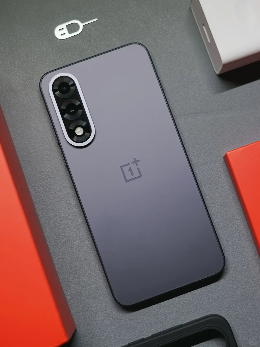Oneplus Nord 5 Smartphone 5g Snapdragon 8S Gen 3 6.83”Amoled Display 144 Hz 5200Mah 80W Supervooc Charging 50Mp Dual Cameras