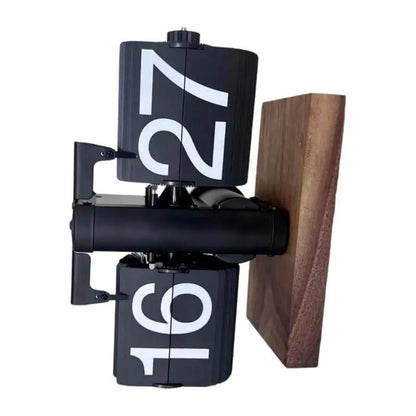 02DE Modern Clock with Quiet Mechanism Smooth Wooden Surfaces 12 Hour Format Easy Adjustment Knob for Home Office Decor